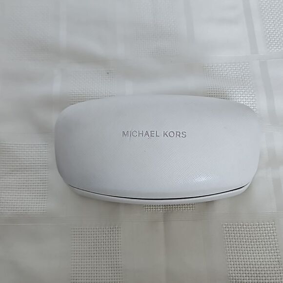 Michael Kors Women's Sunglasses Case White - Picture 14 of 16